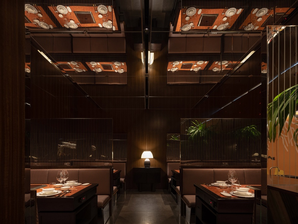 Man Chao Hui top notch restaurant China by Various Associates