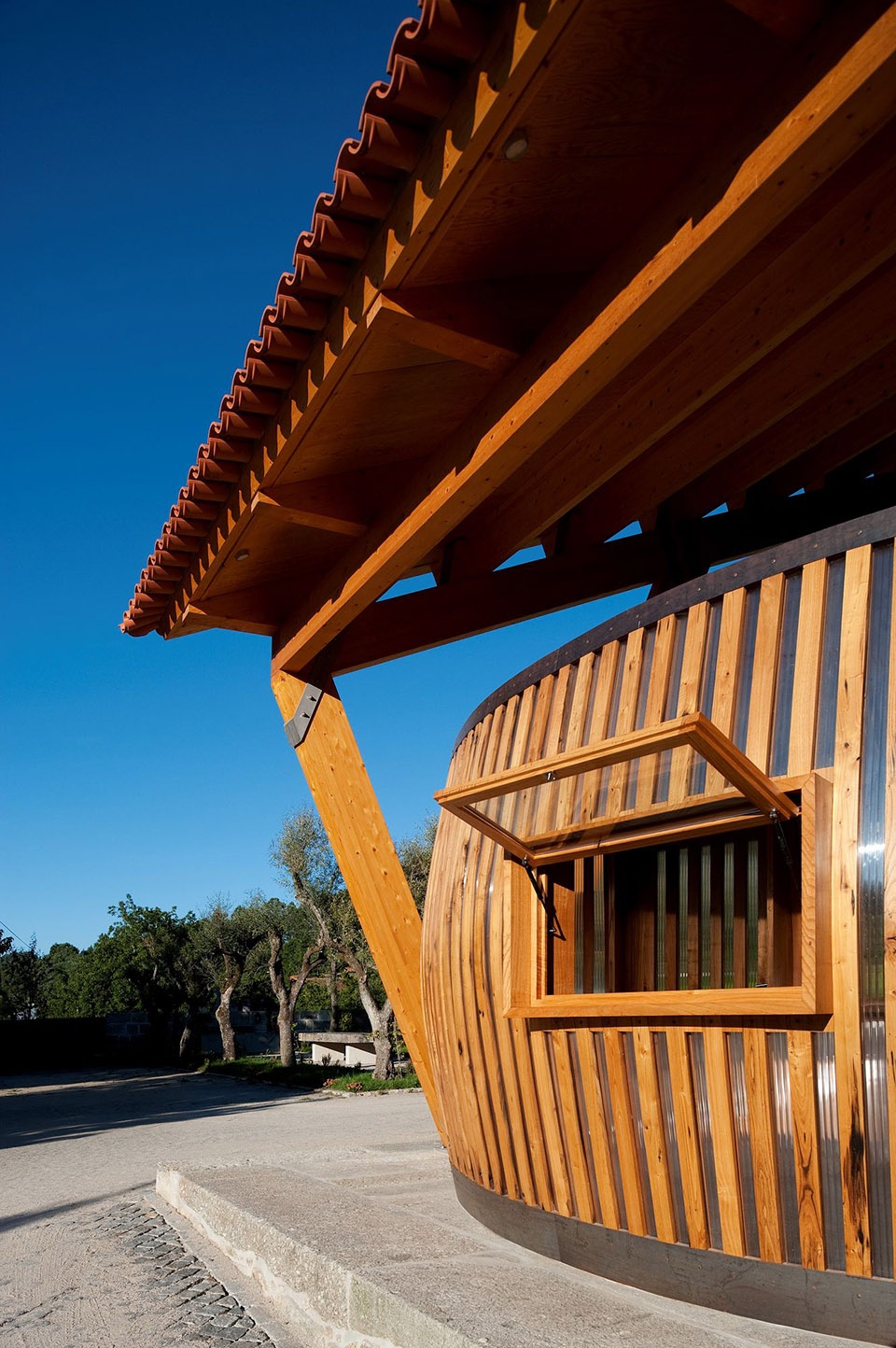 winery casa da torre portugal by carlos castanheira