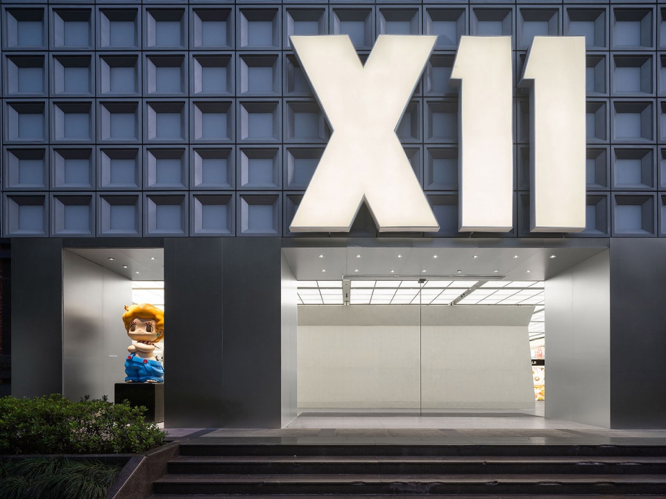 x11 global flagship store shanghai by bloomdesign