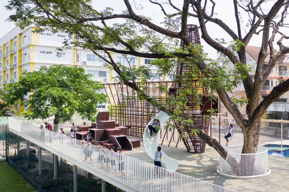 Thawsi Playground Imaginary Objects