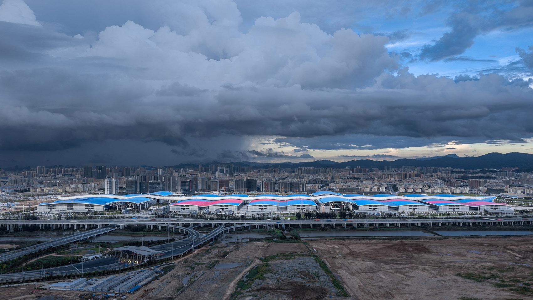 Shenzhen World China by VP