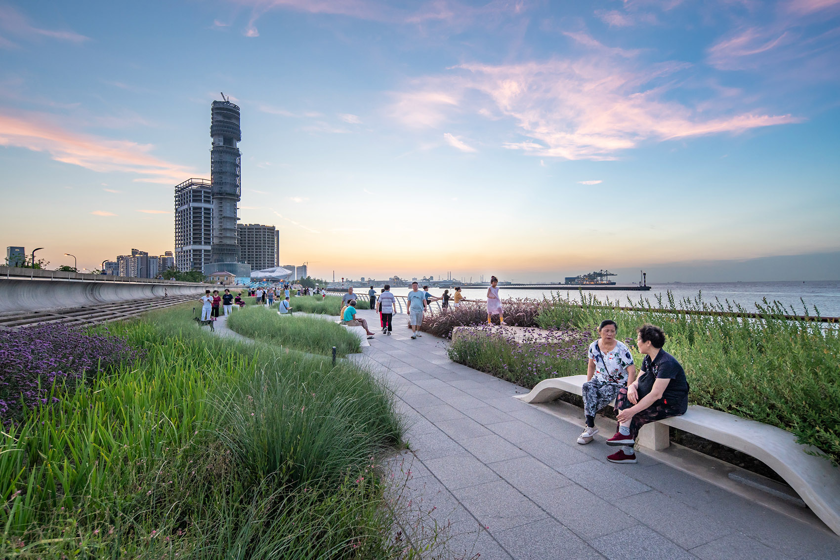 Ecological and Civic Transformation of the Waterfront of Baoshan Binjiang Phase I by Daguan Landscape Design