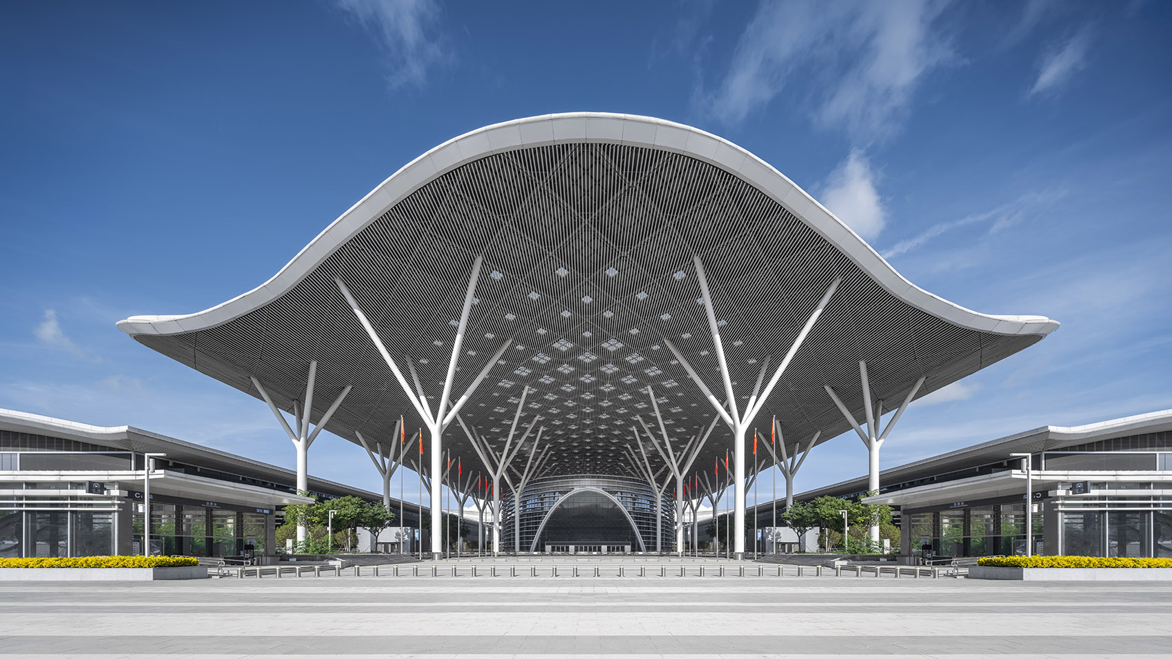 Shenzhen World China by VP