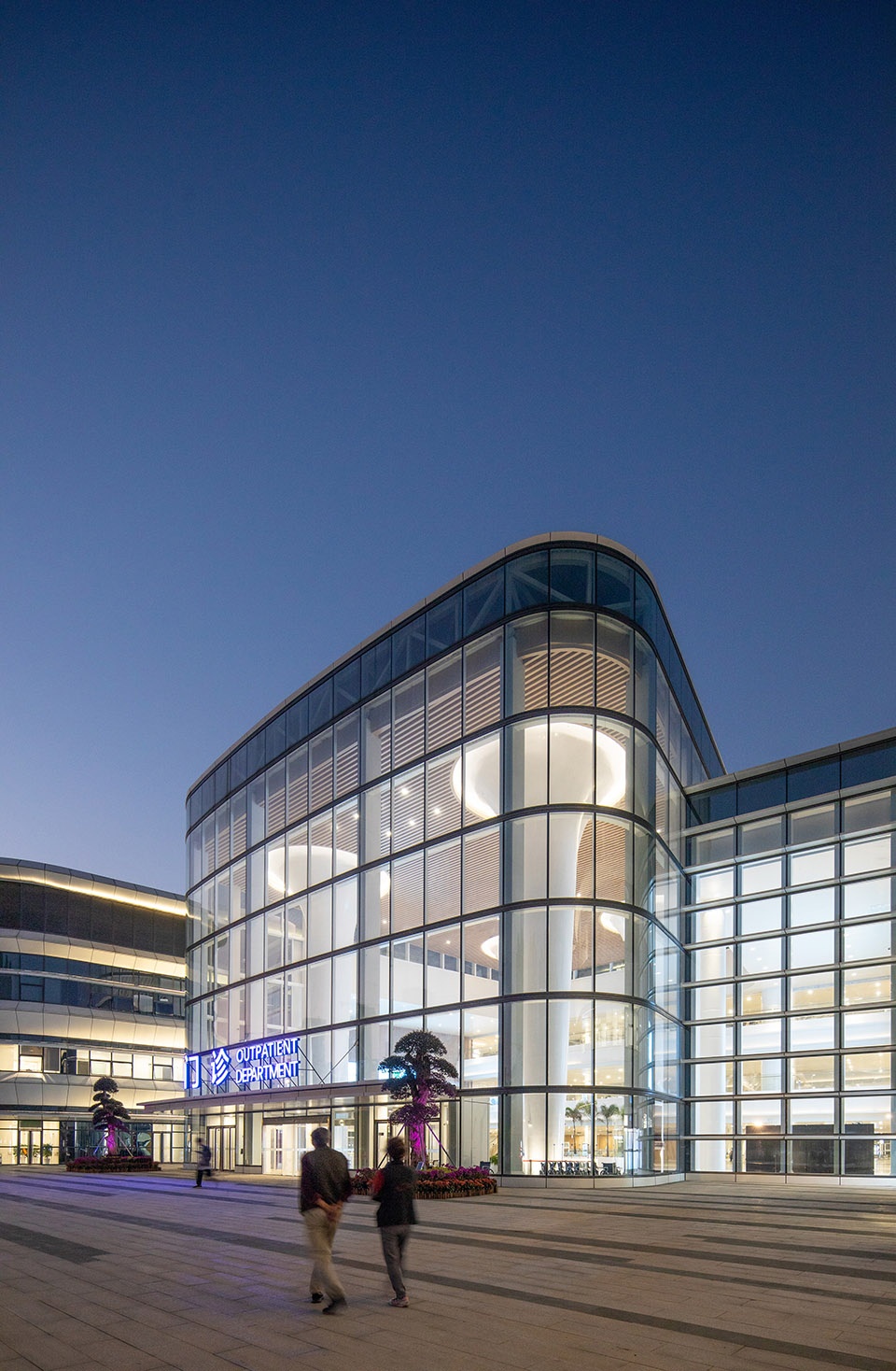 Huzhou Central Hospital by Perkins Will