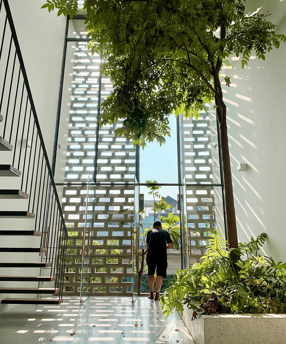 ch house by oddo architects