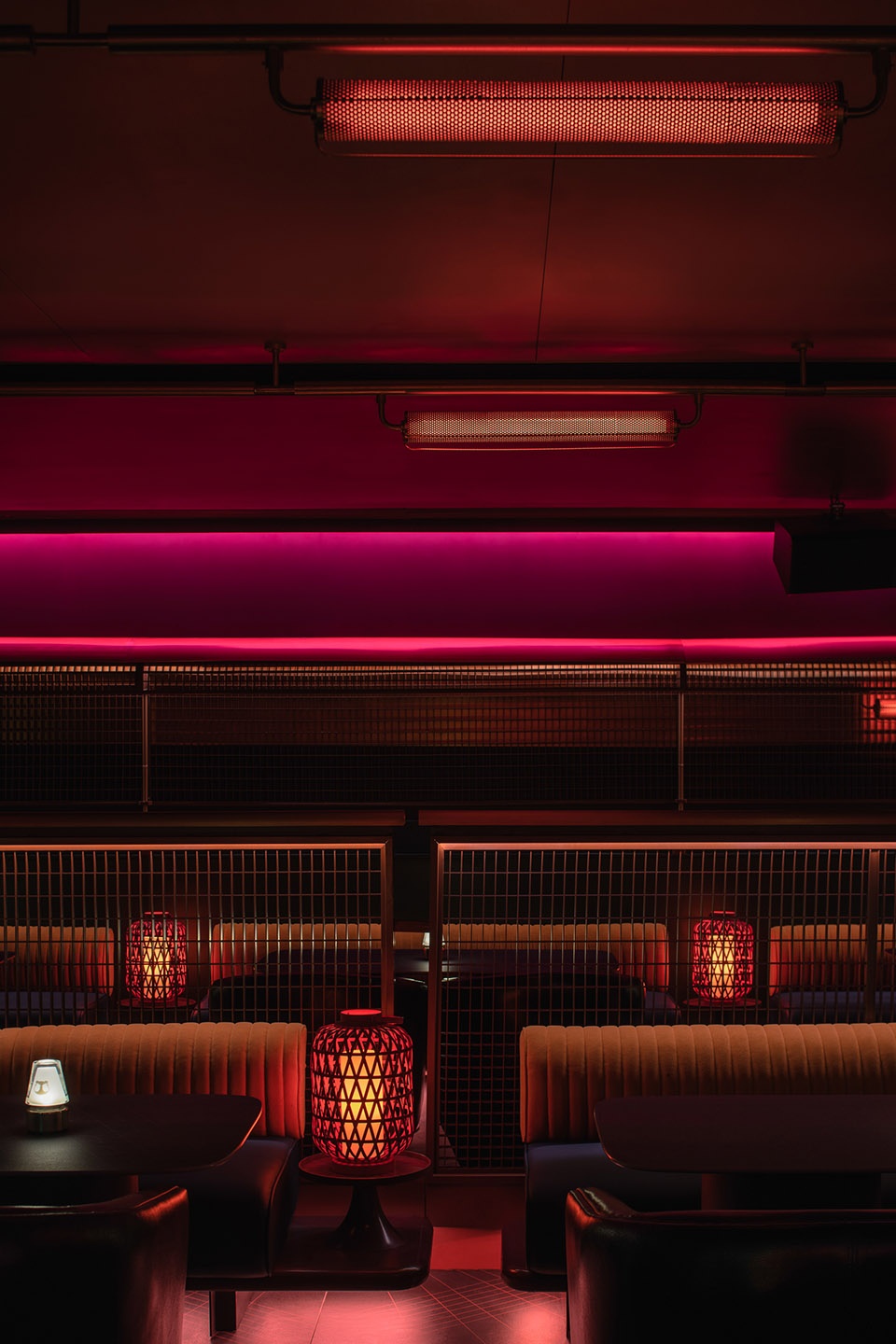ermapub taikoo li china by hdc design