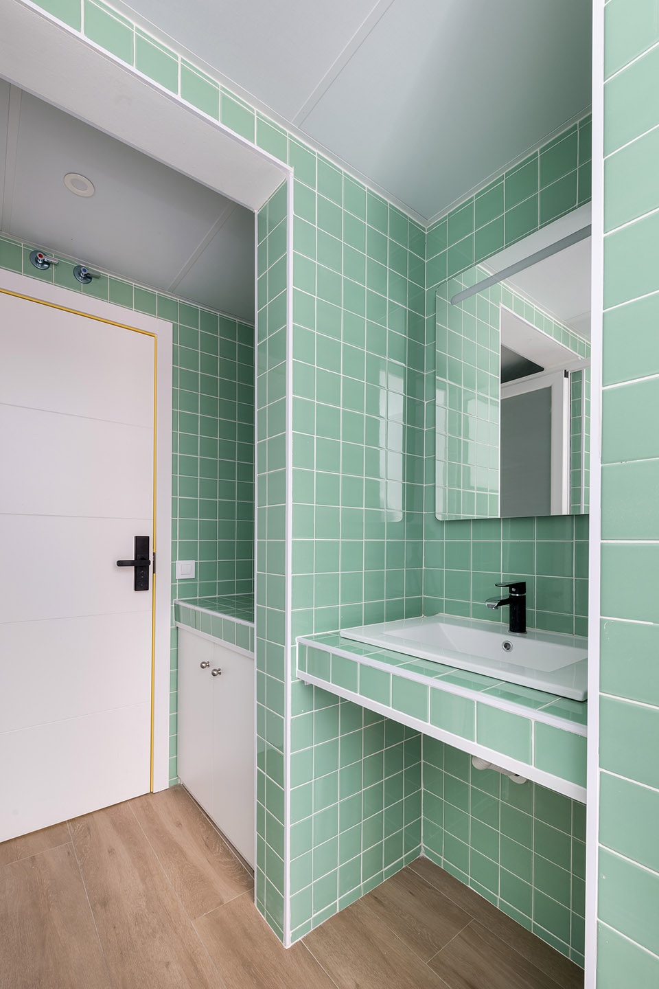 Getafe Student s residence by OOIIO Architecture