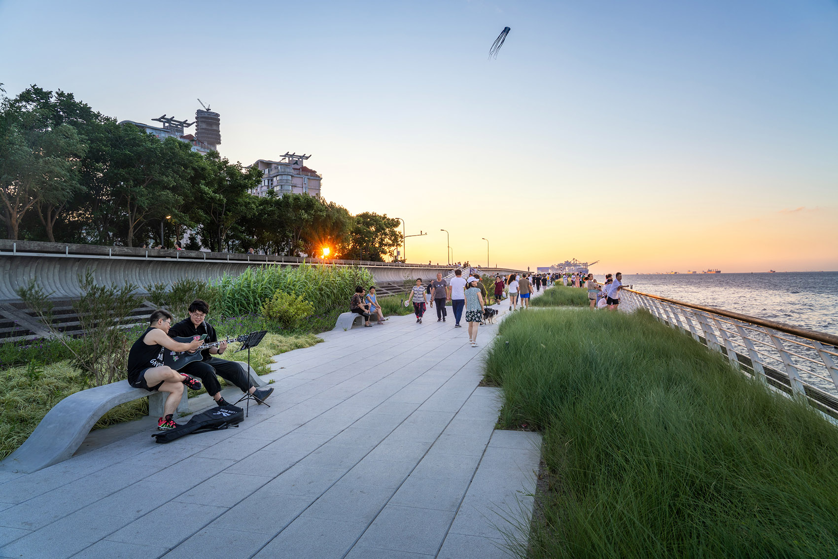 Ecological and Civic Transformation of the Waterfront of Baoshan Binjiang Phase I by Daguan Landscape Design