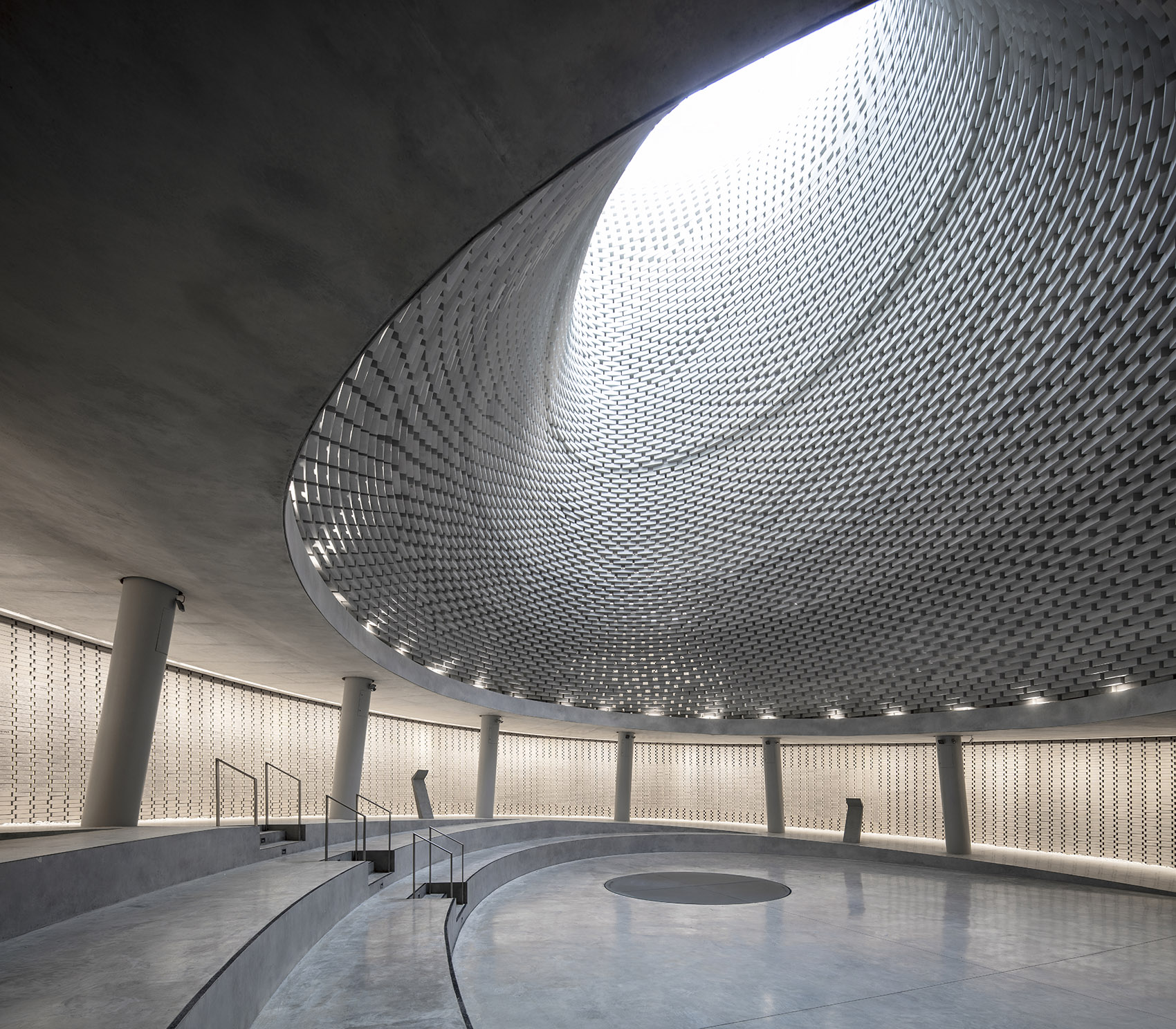 gooood archive curved roof