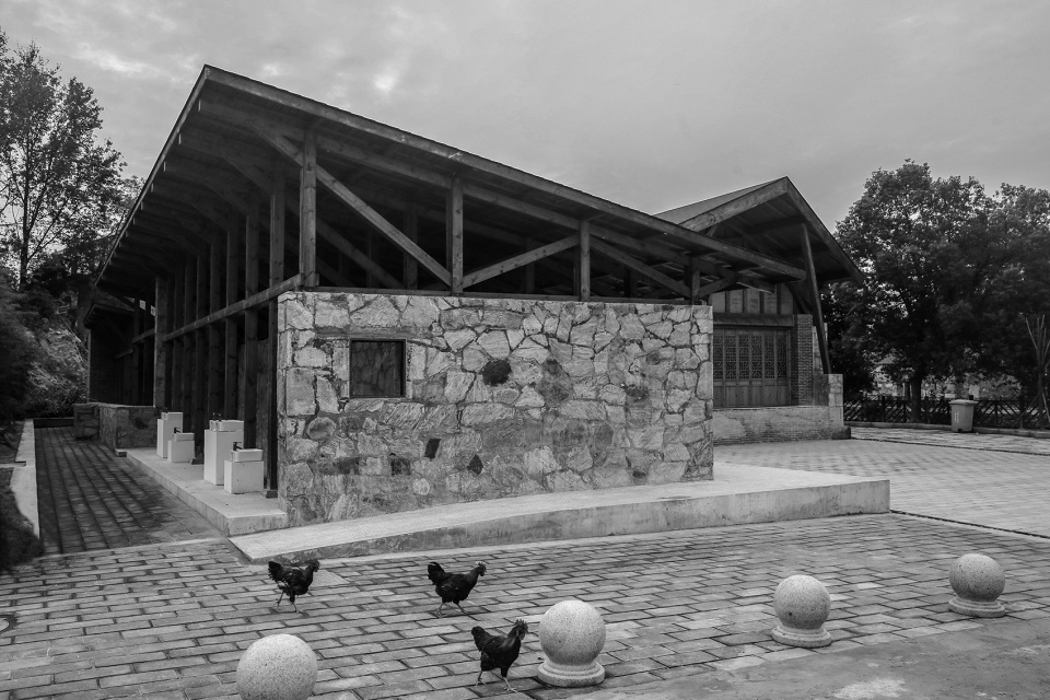 Design of Rural Auditorium and Bronze Statue Memorial Square in Former Residence of Pei kang Chang ADAP