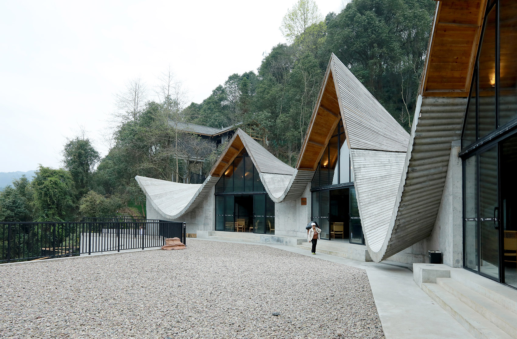 gooood archive curved roof
