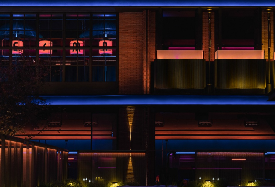 ermapub taikoo li china by hdc design