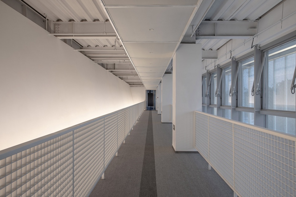 Aranya Homes Reception Center Y SPACE