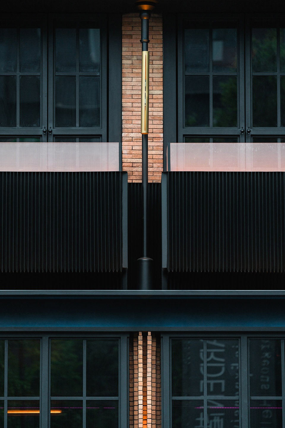 ermapub taikoo li china by hdc design