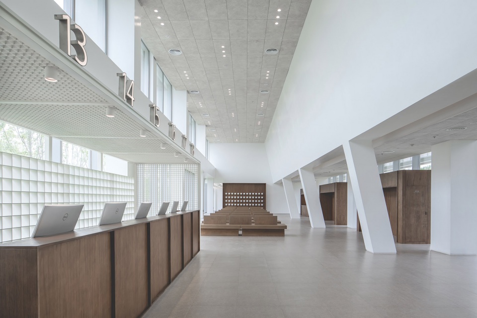 Aranya Homes Reception Center Y SPACE