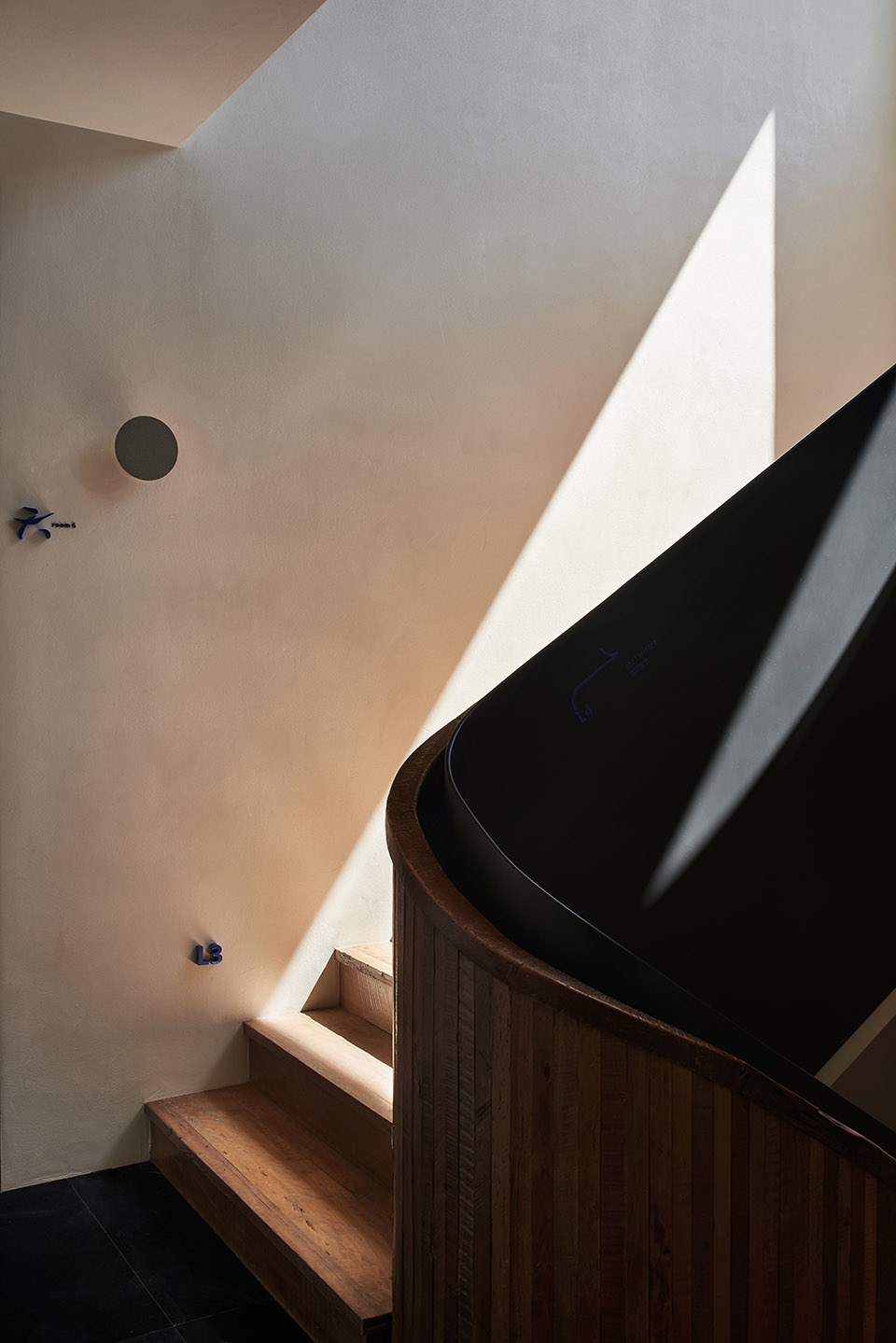 ladesee hotel china by saussure architects