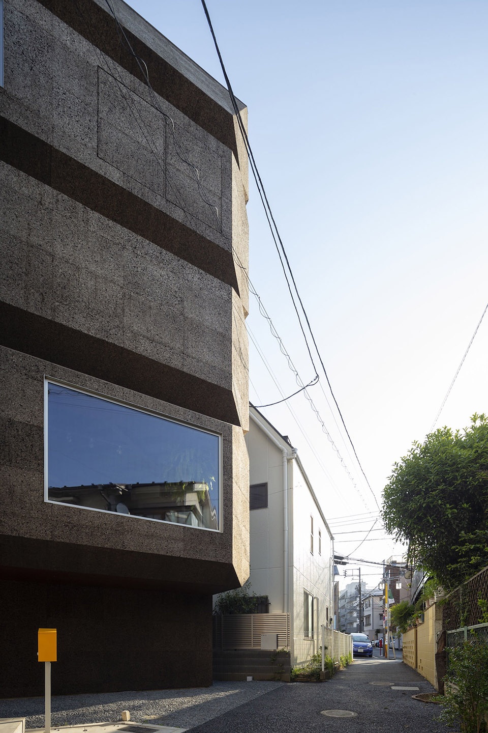 Bay Window Tower House Takaaki Fuji Yuko Fuji Architecture