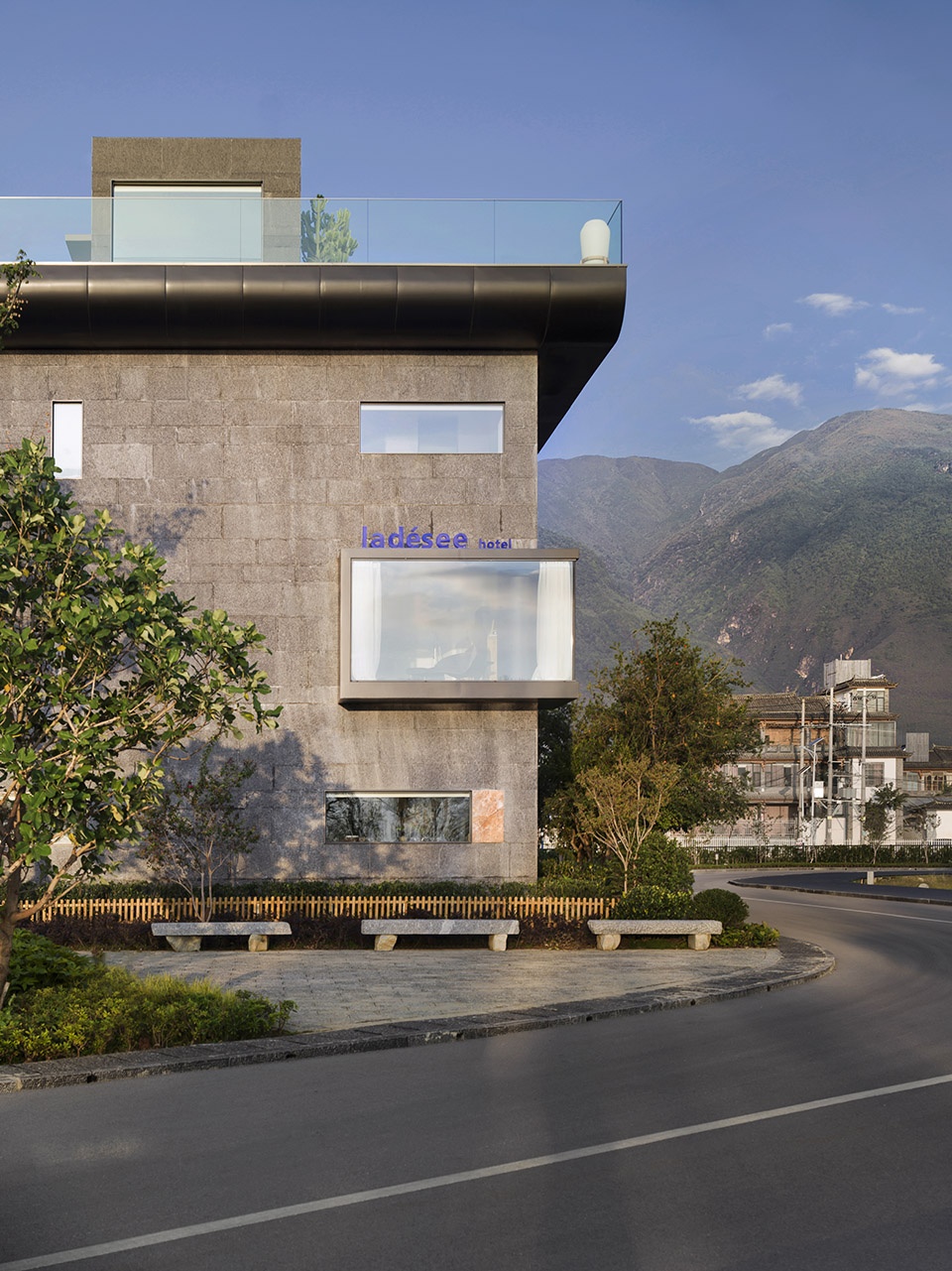 ladesee hotel china by saussure architects