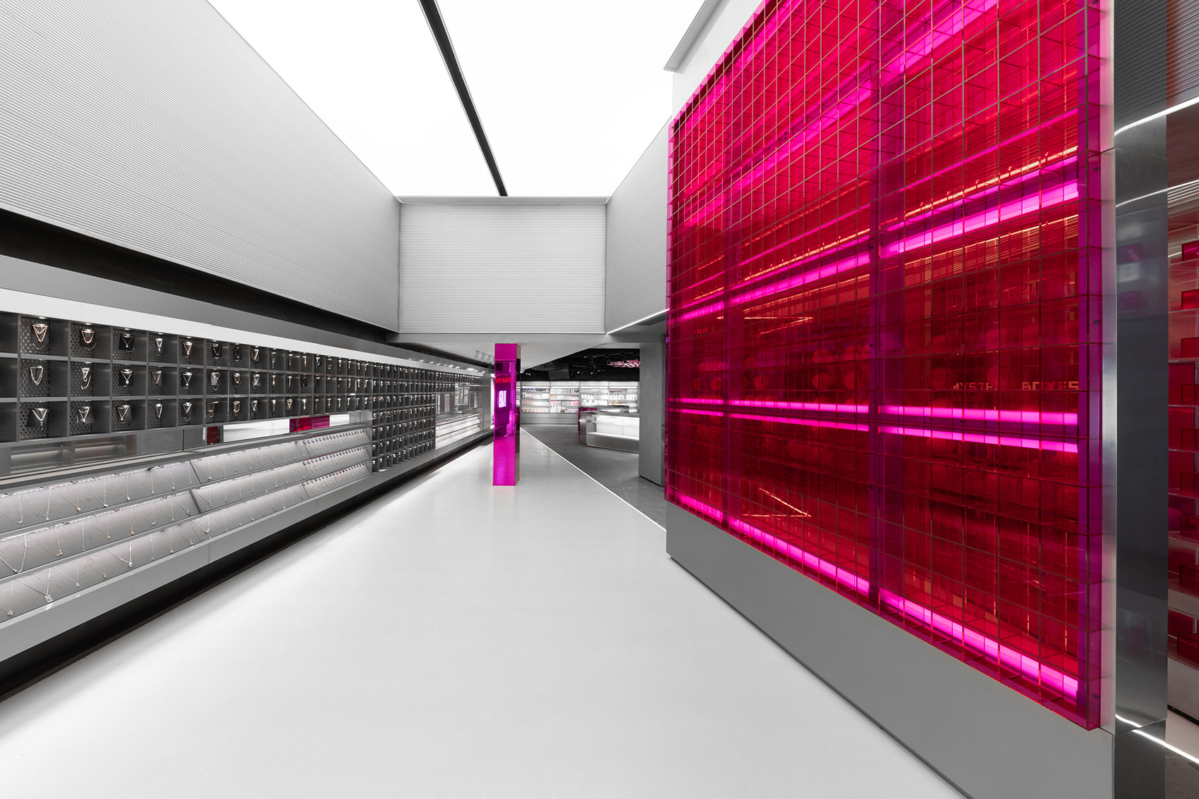 ziplab off line store china by pmt partners