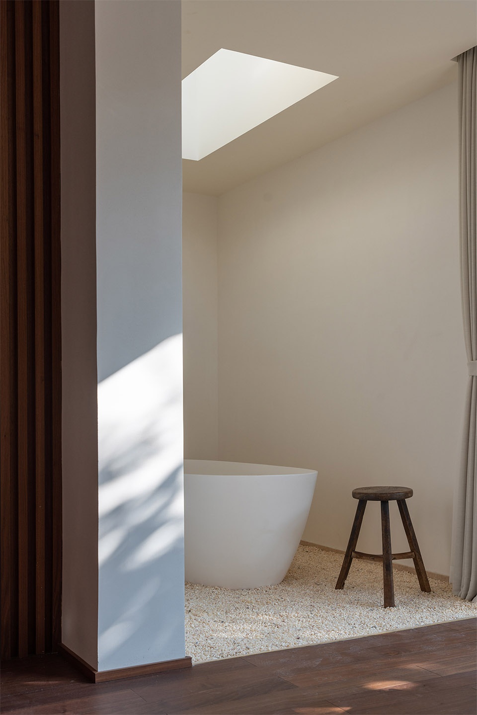 yimeng renjia no 2 courtyard resort china by grey space architects