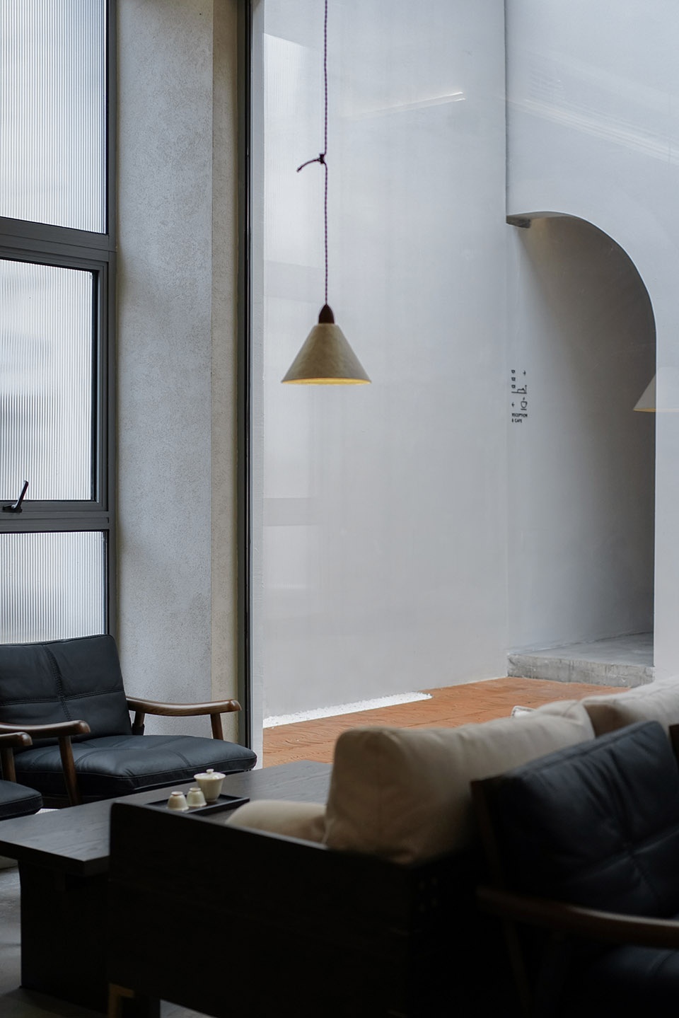 Between Ten Pieces Atelier LAI