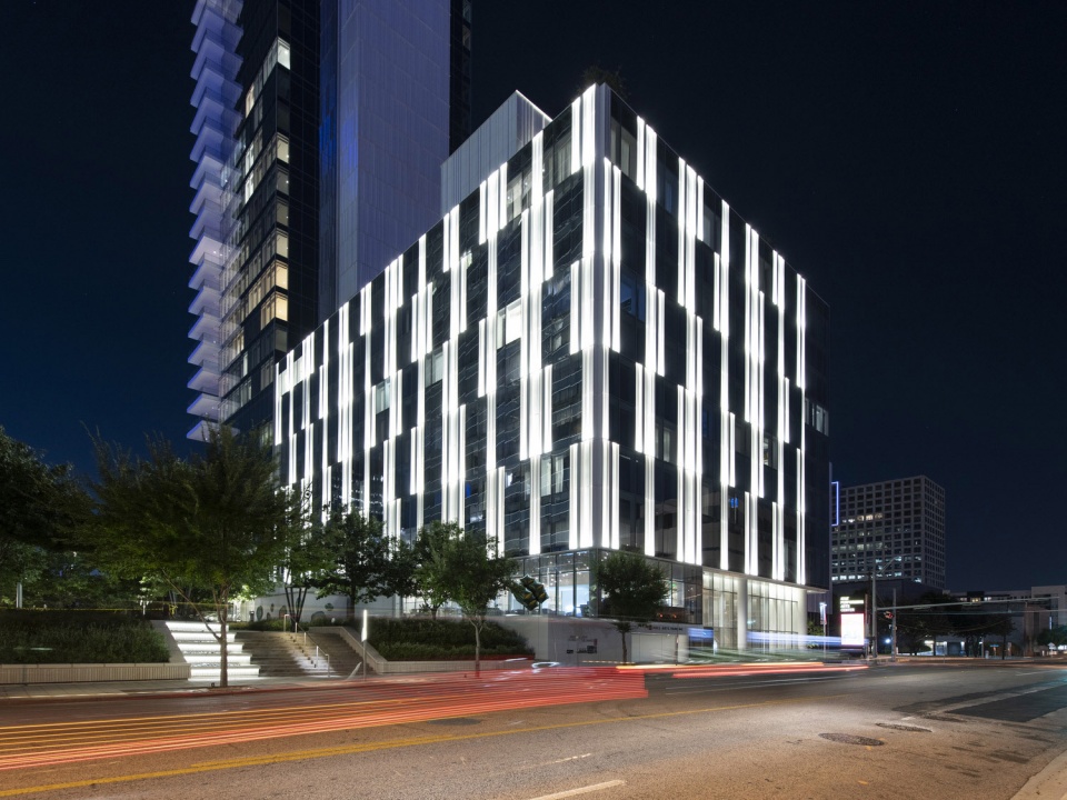 Hall Arts Hotel and Residences HKS