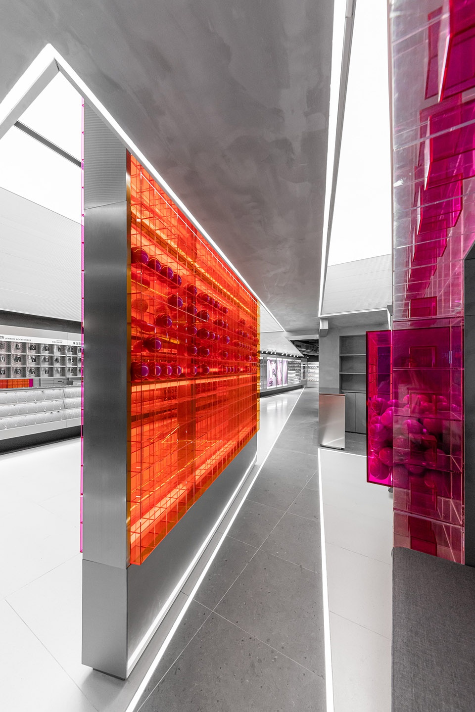 ziplab off line store china by pmt partners