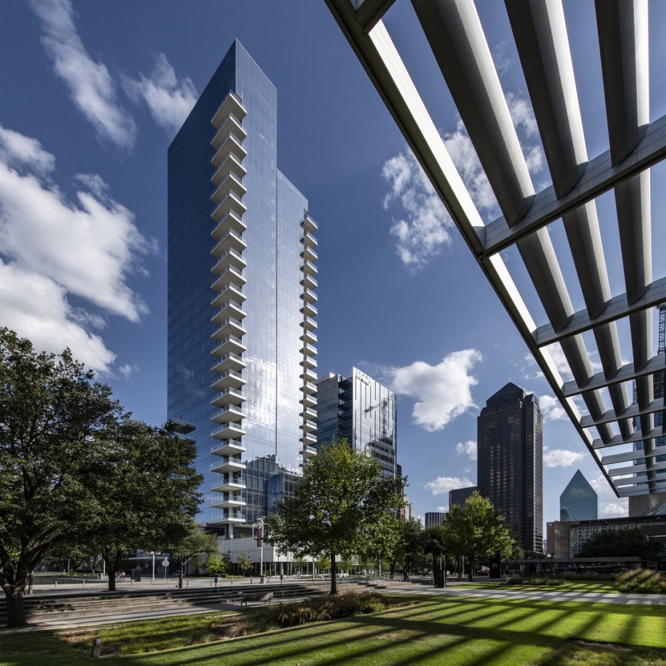 Hall Arts Hotel and Residences HKS