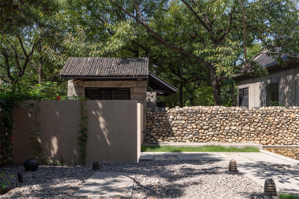yimeng renjia no 2 courtyard resort china by grey space architects
