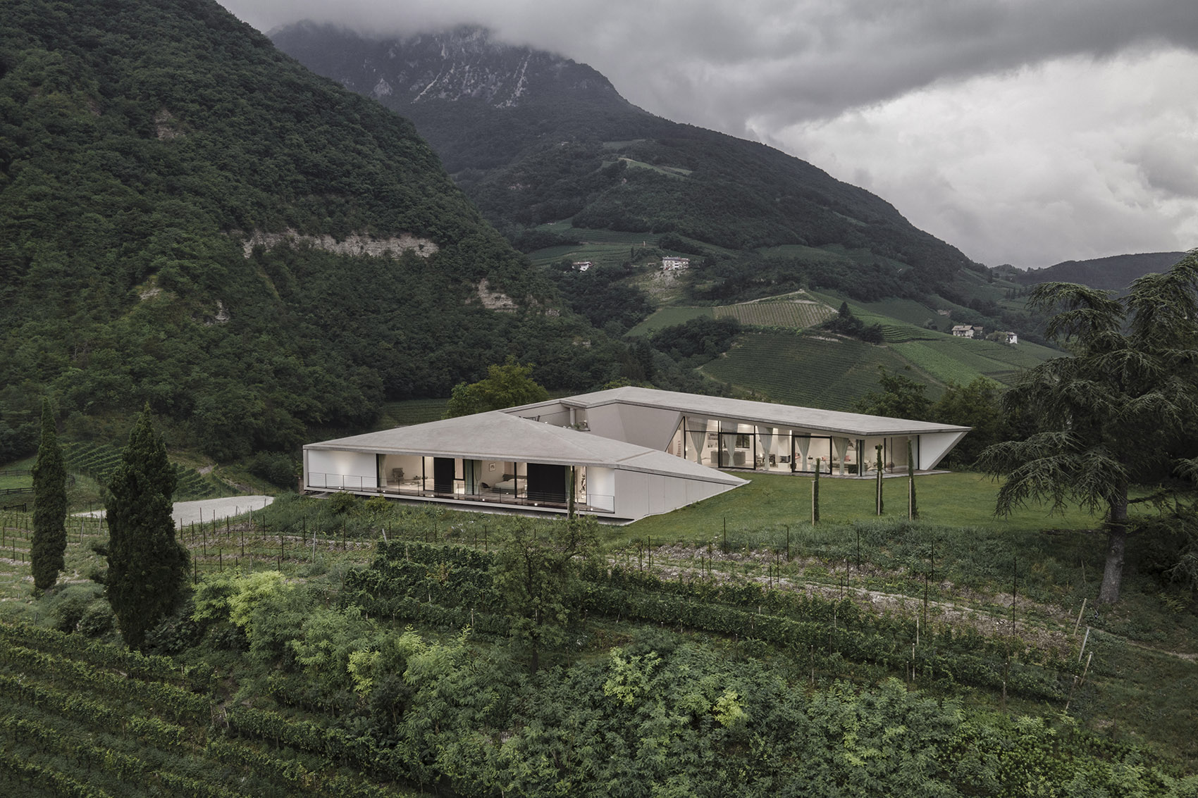 Kastelaz Hof by Peter Pichler Architecture