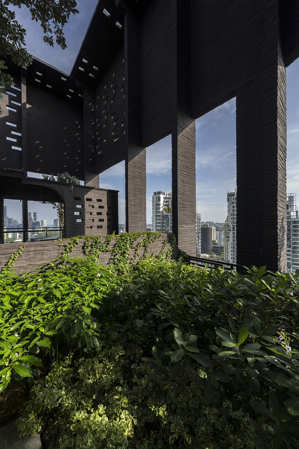 Martin Modern by ADDP Architects