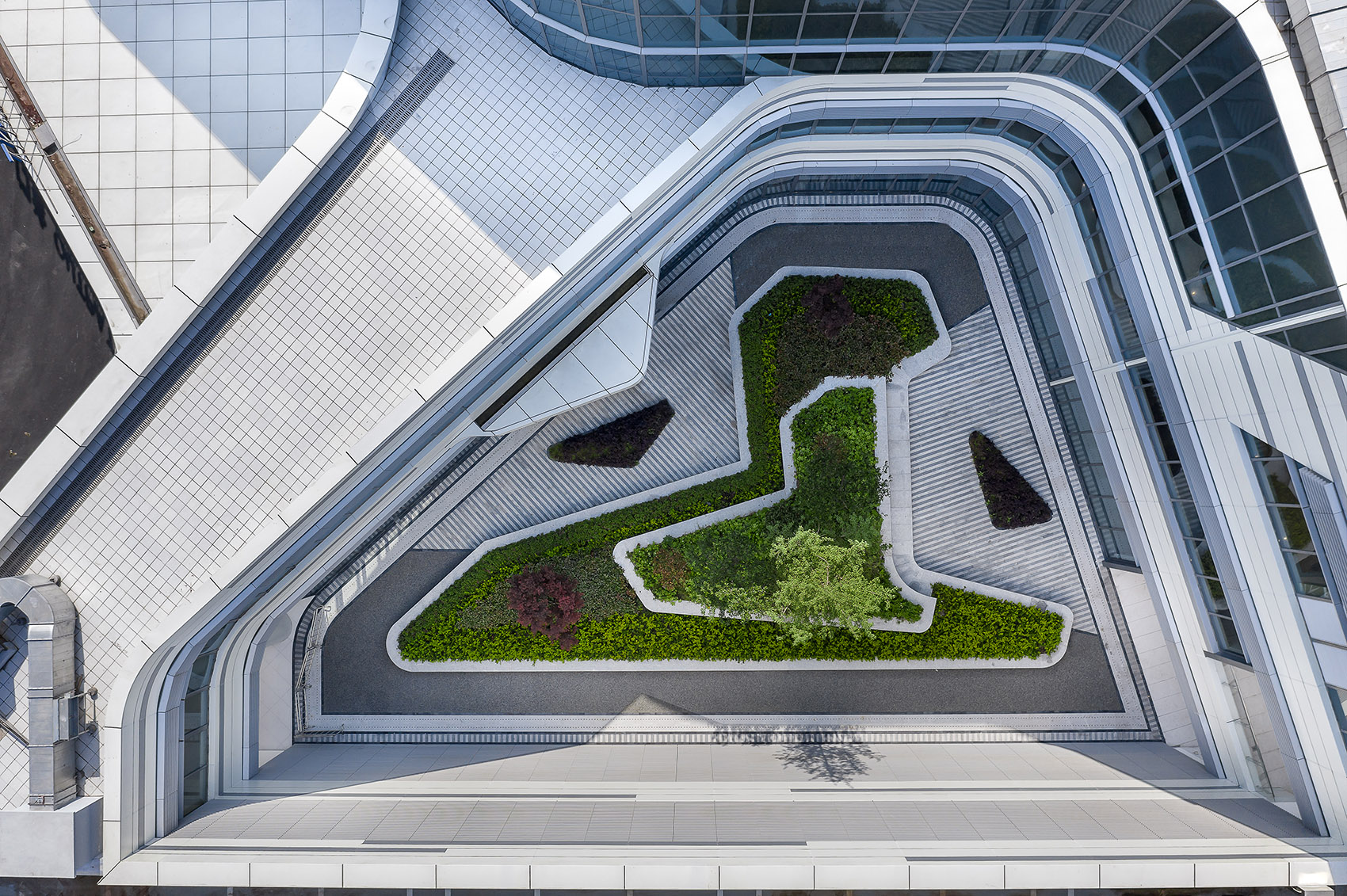 Jiaxing Kaiyi Hospital China by B H