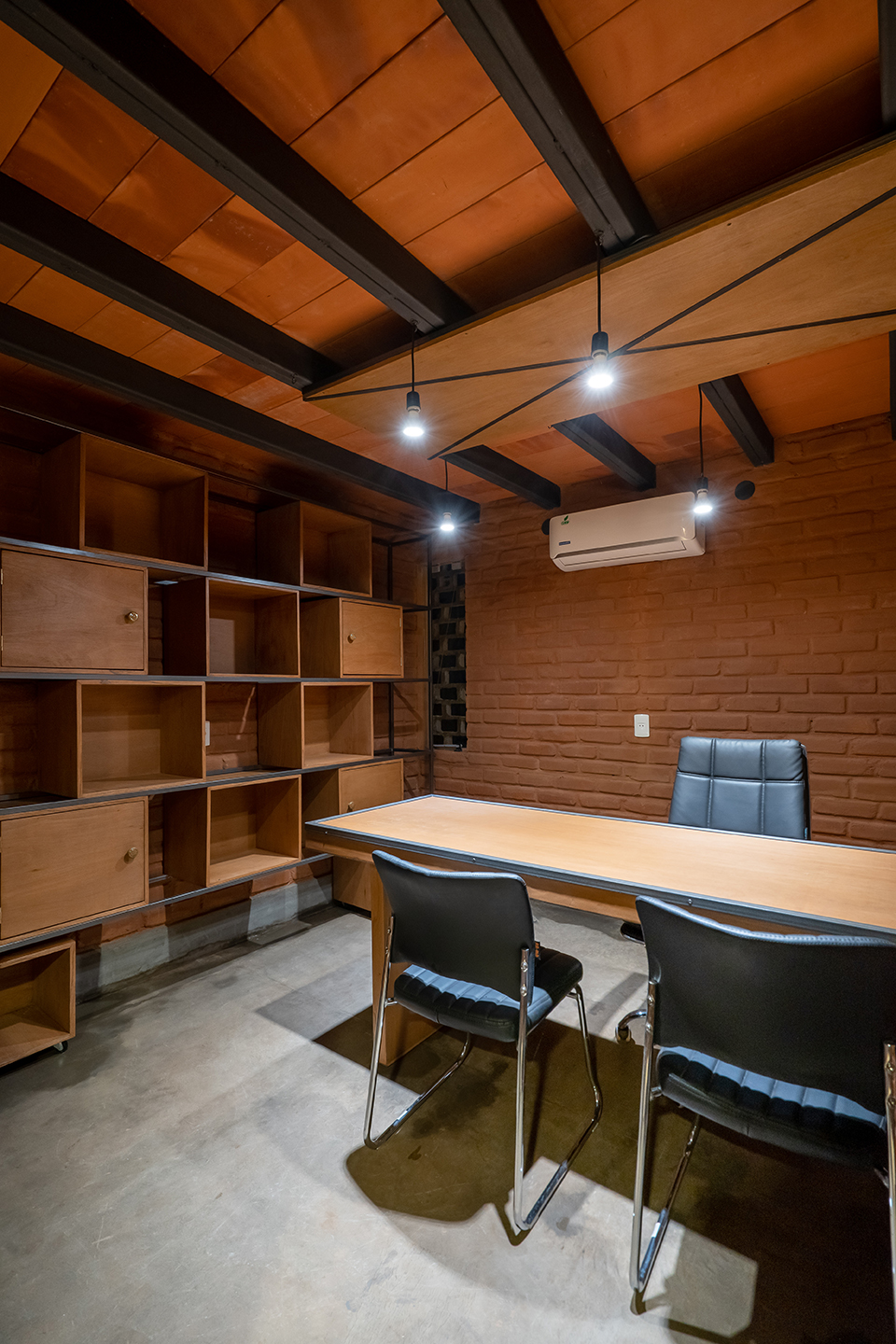 oficinas nordeste curuguaty by minimo comun arquitectura