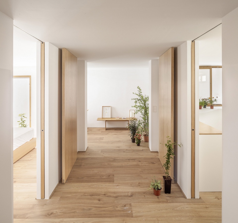 Costa Brava House by Roman Izquierdo Bouldstridge