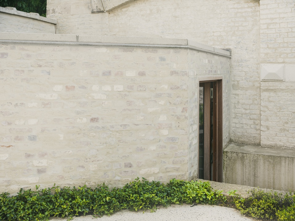 house c df by graux baeyens architecten