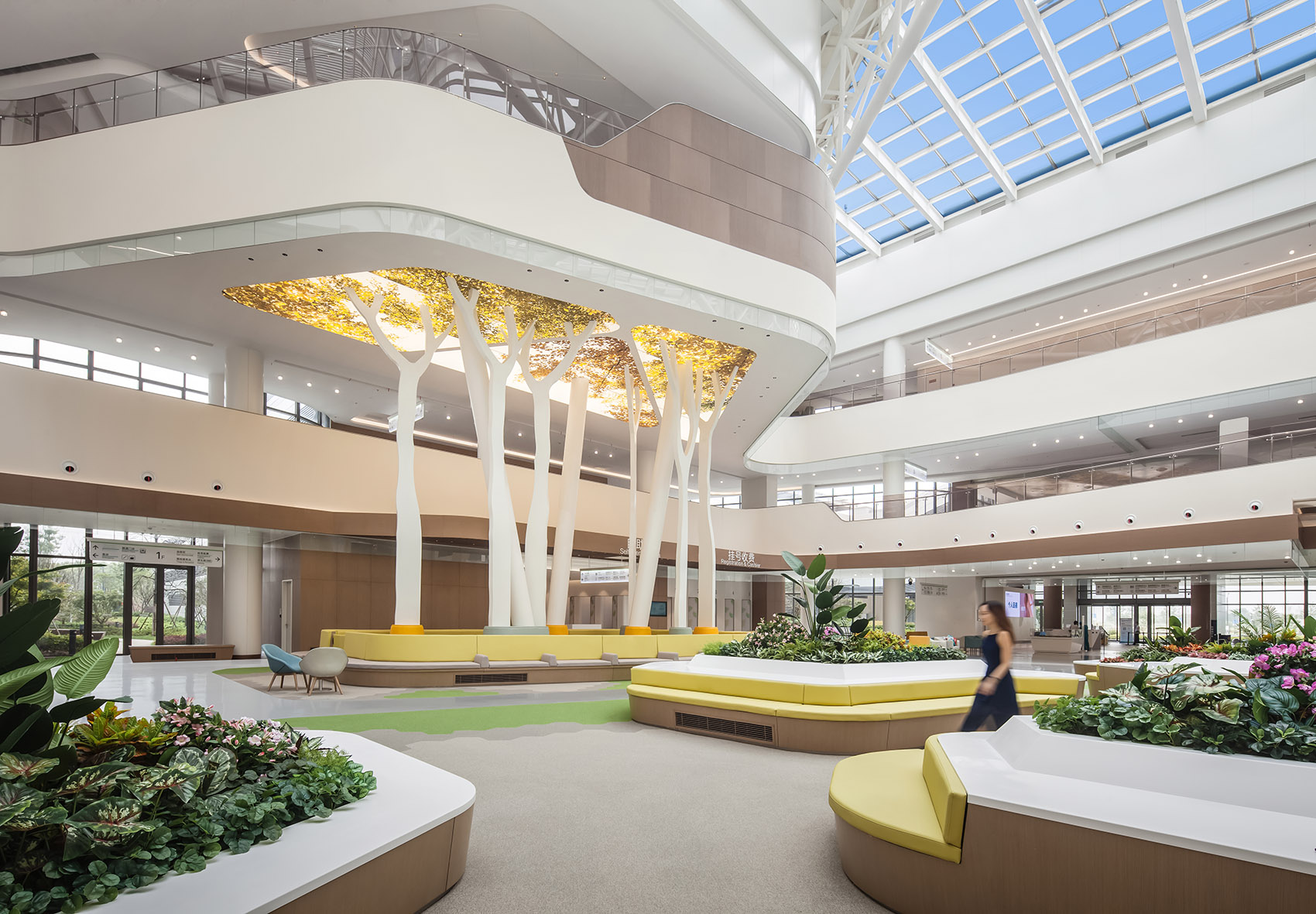 Jiaxing Kaiyi Hospital China by B H