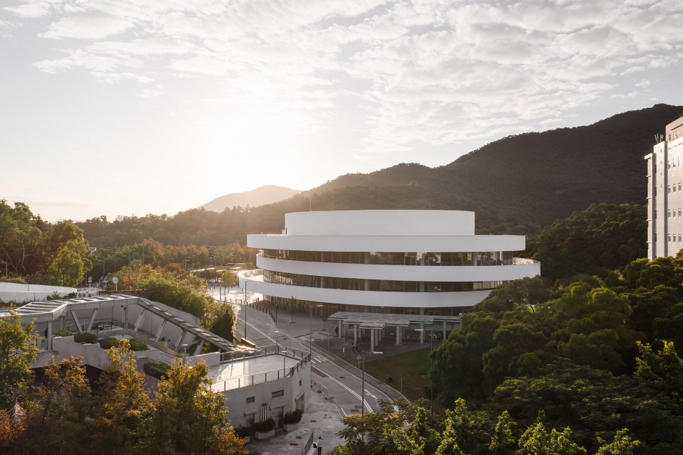 shaw auditorium hkust by henning larsen