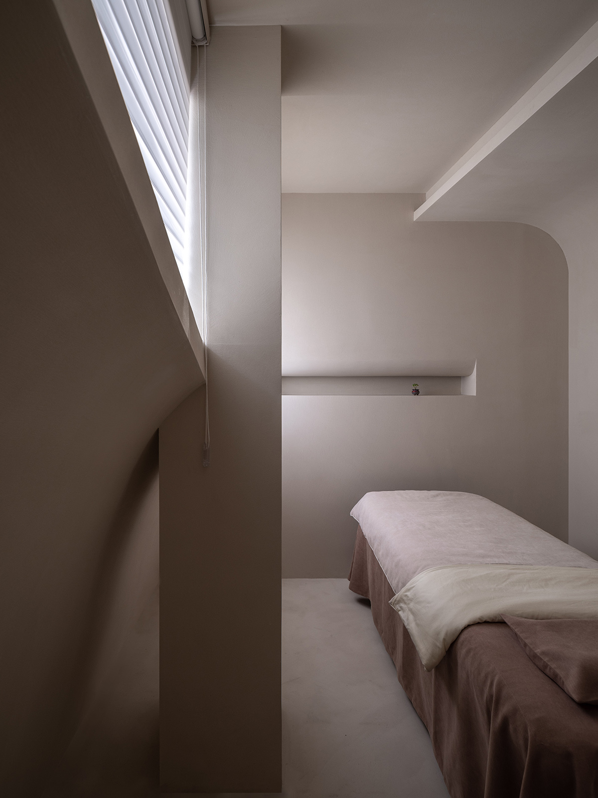 yikou skin management center china by officeproject