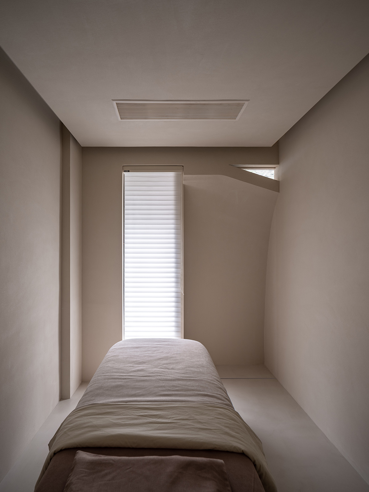 yikou skin management center china by officeproject