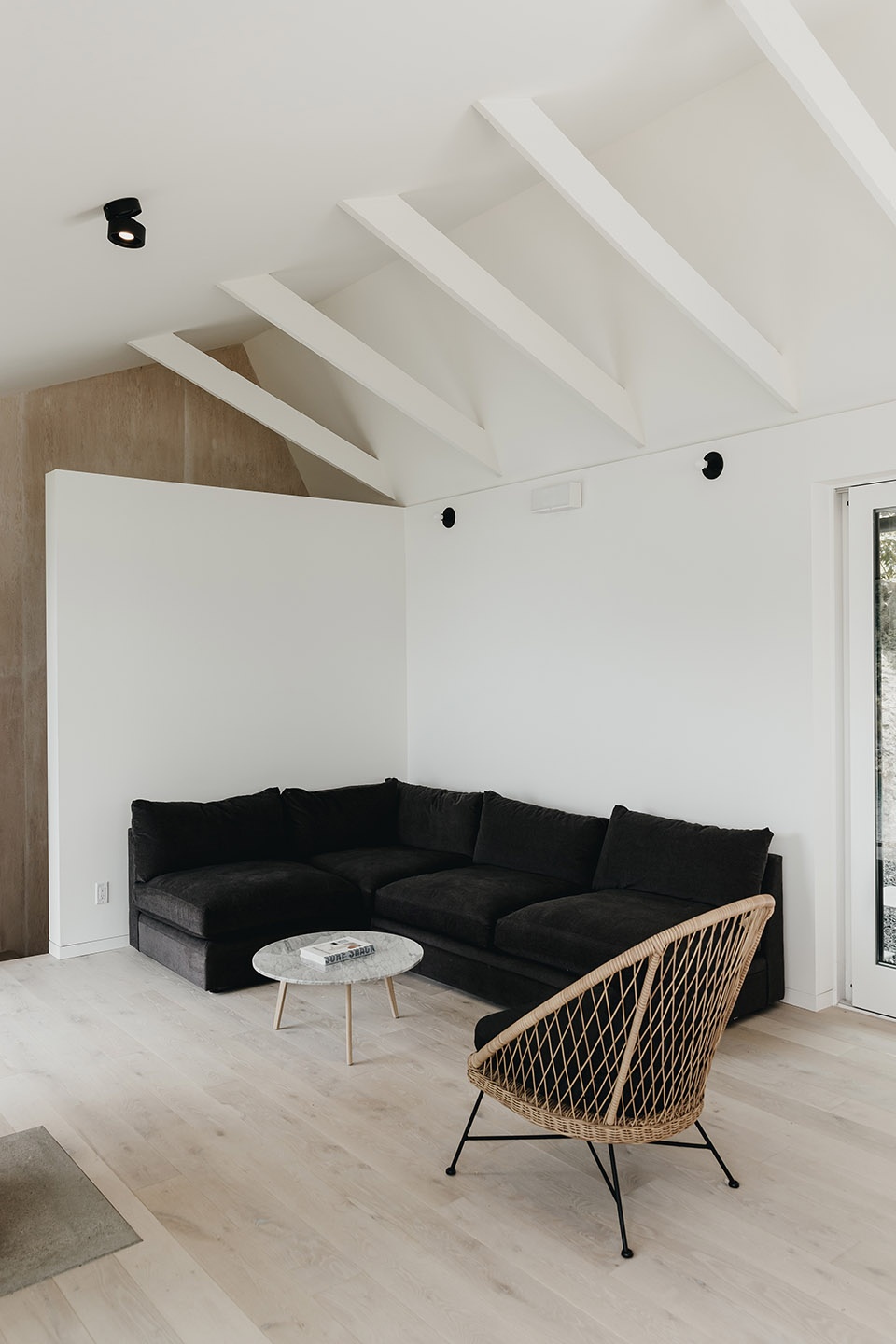 Island Cabin by SM STUDIO