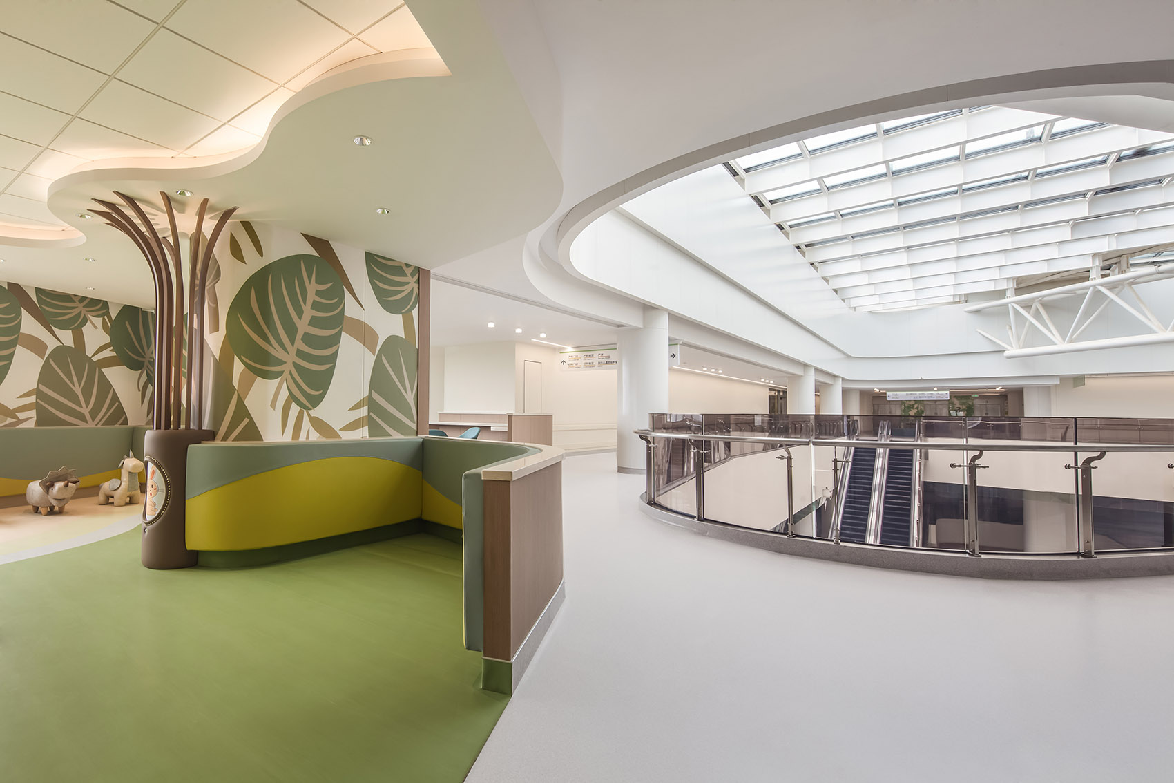 Jiaxing Kaiyi Hospital China by B H