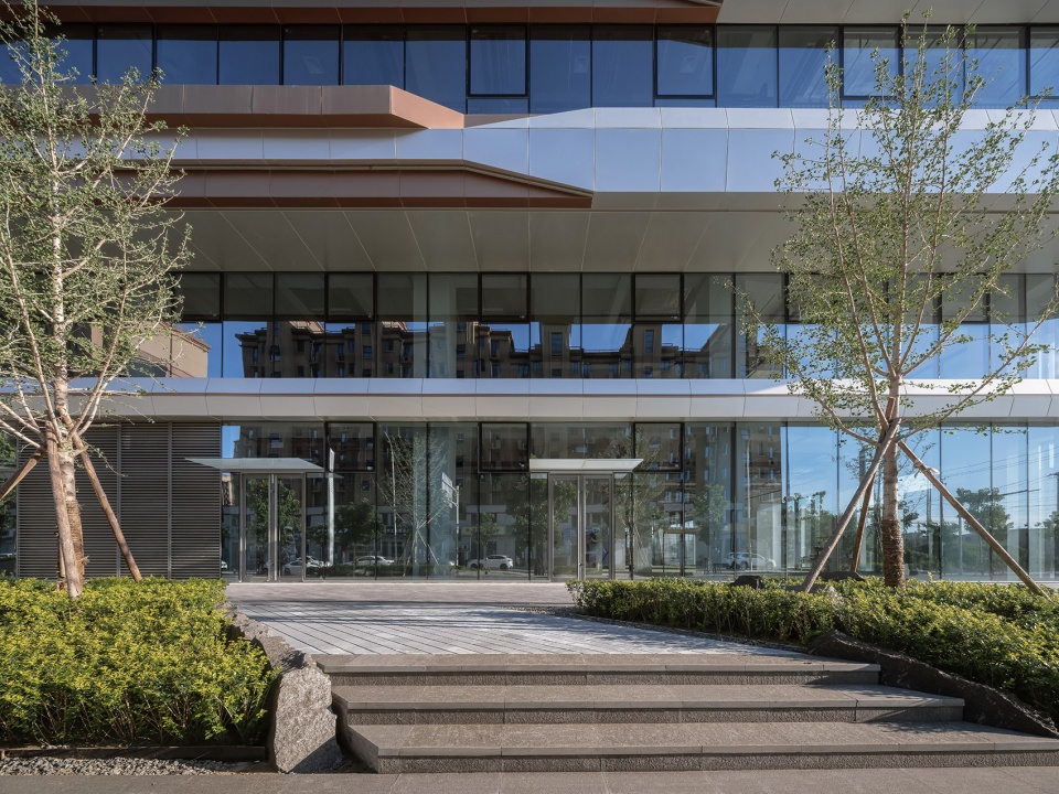 cofco tianheng alpha school park china by shanghai jund architects