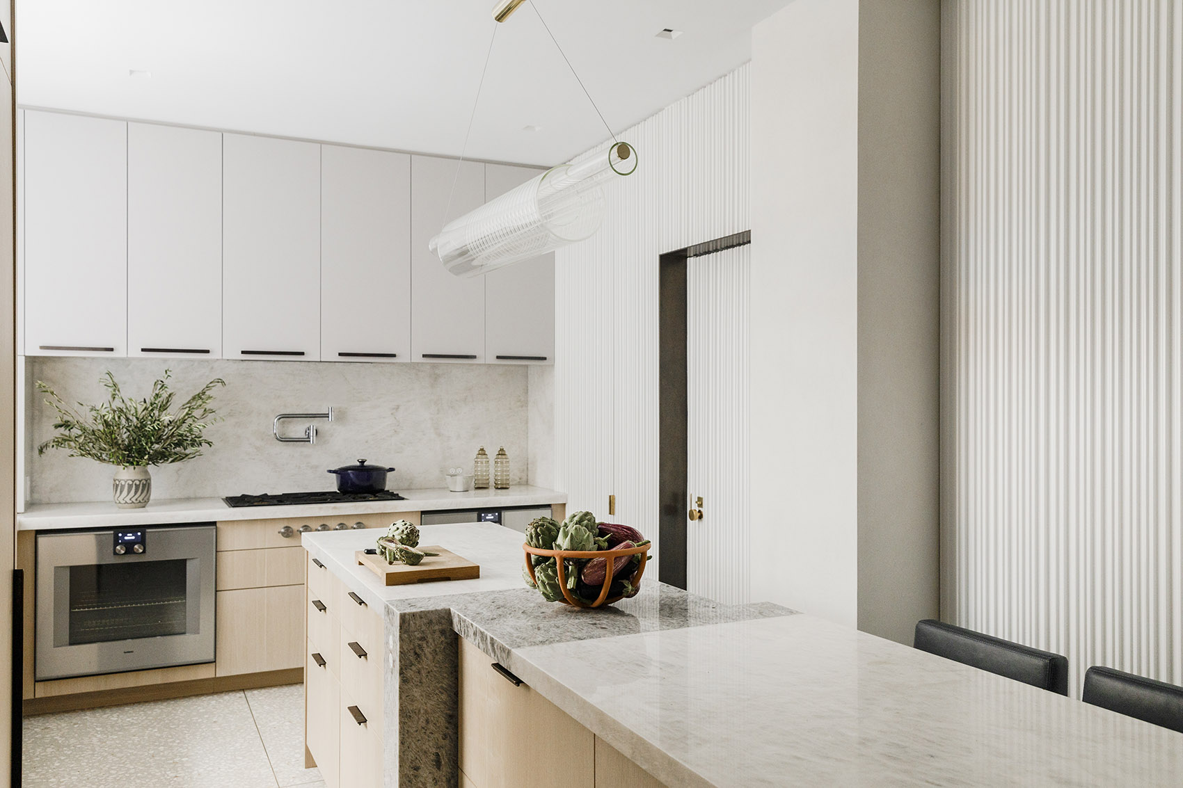 renovation of a carnegie hill apartment by mkca