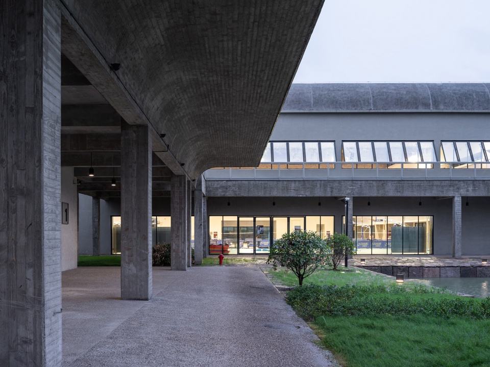 china academy of art liangzhu campus by atelier fcjz