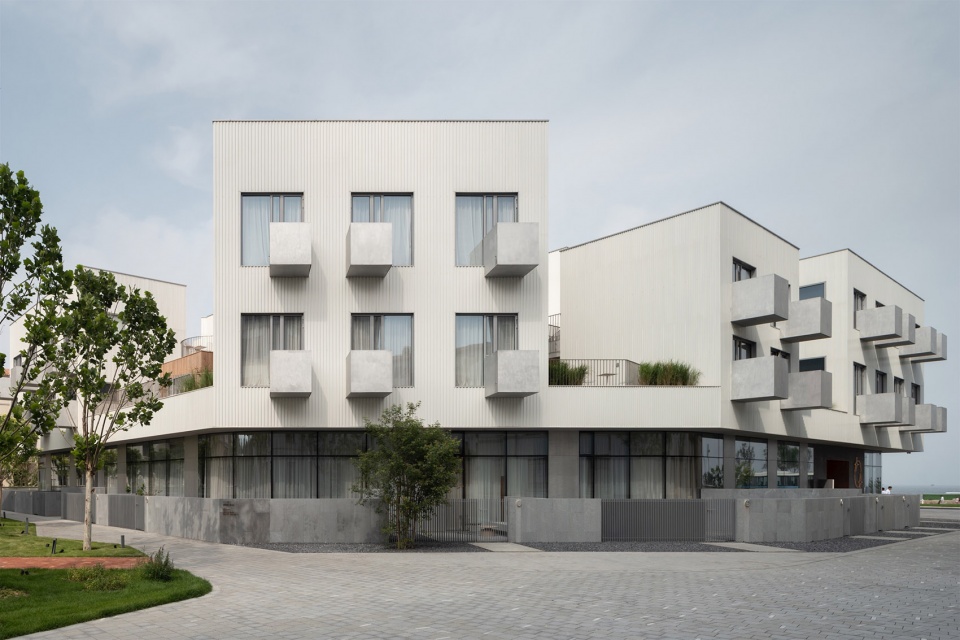 Aranya theTANG hotel BLUE Architecture Studio
