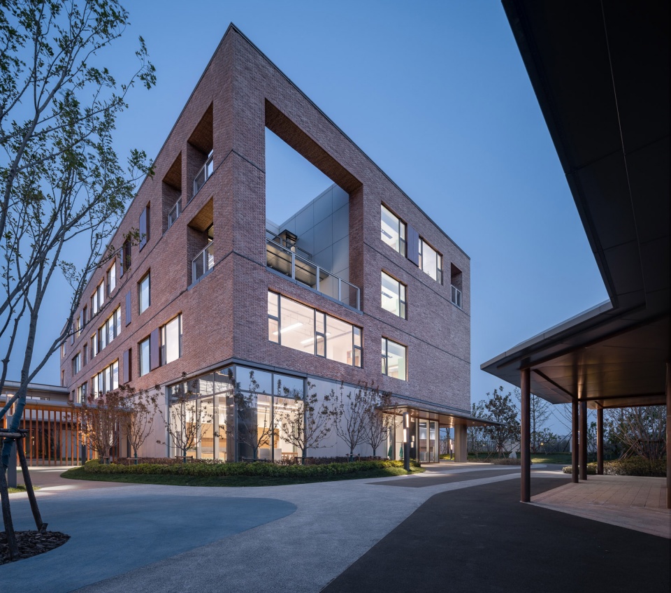 Weifang Goer School gad