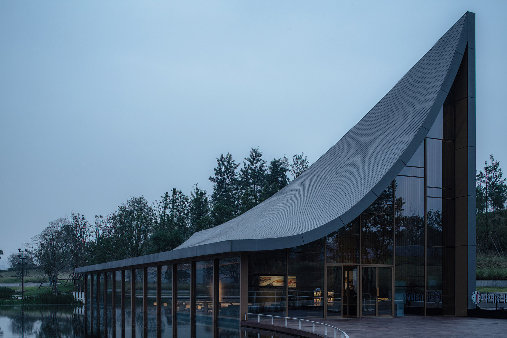 chengdu xinglong lake citic bookstore china by muda architects