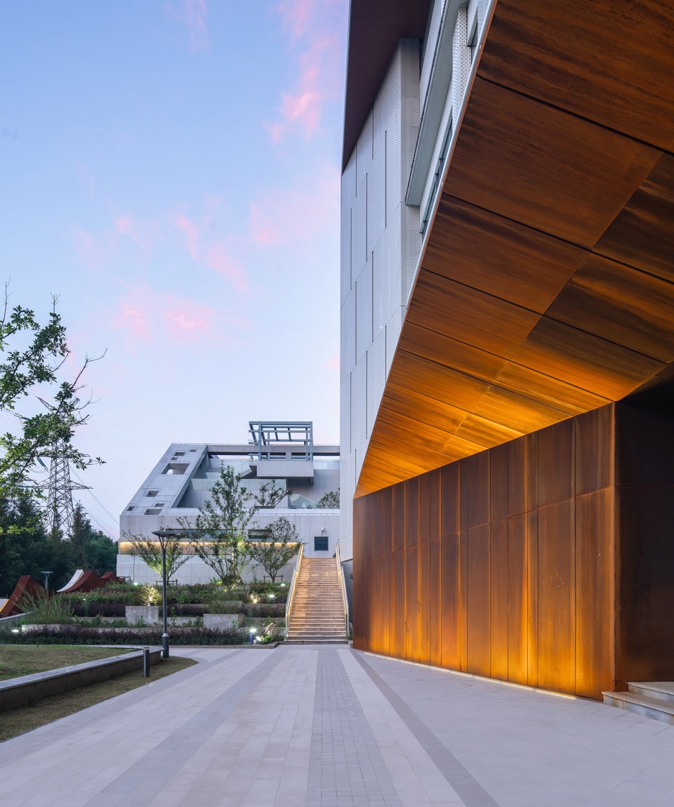 Shanghai Zhangmiao Cultural Activity Center SHUISHI Micron Architecture Office