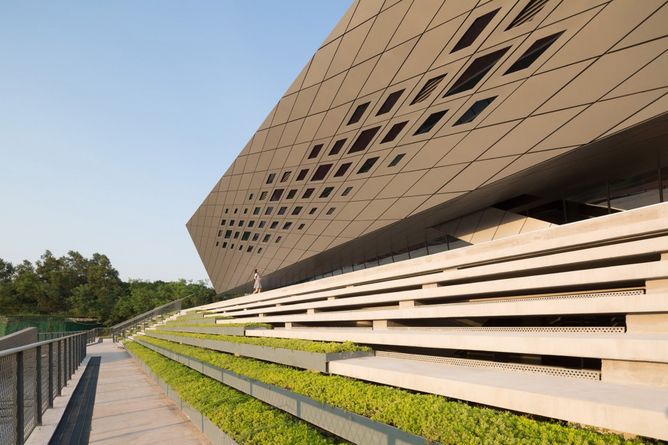 Gymnasium of South University of Science and Technology URBANUS