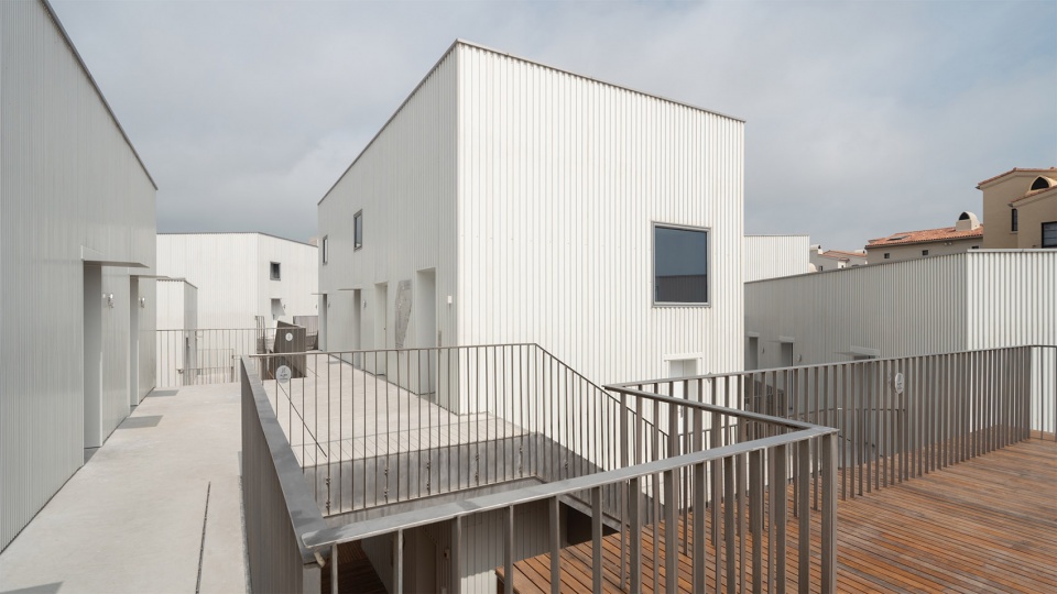 Aranya theTANG hotel BLUE Architecture Studio